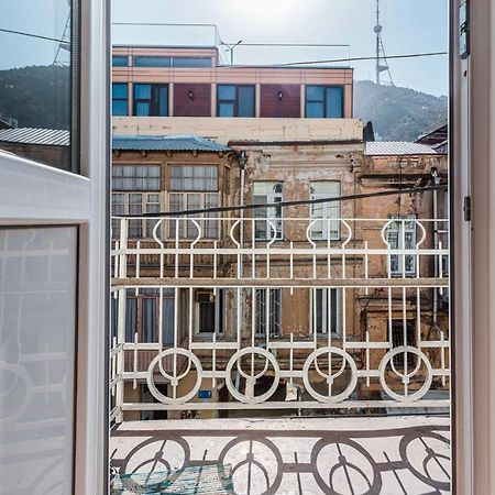 Central Location King Size Bed Tbilisi Esterno foto