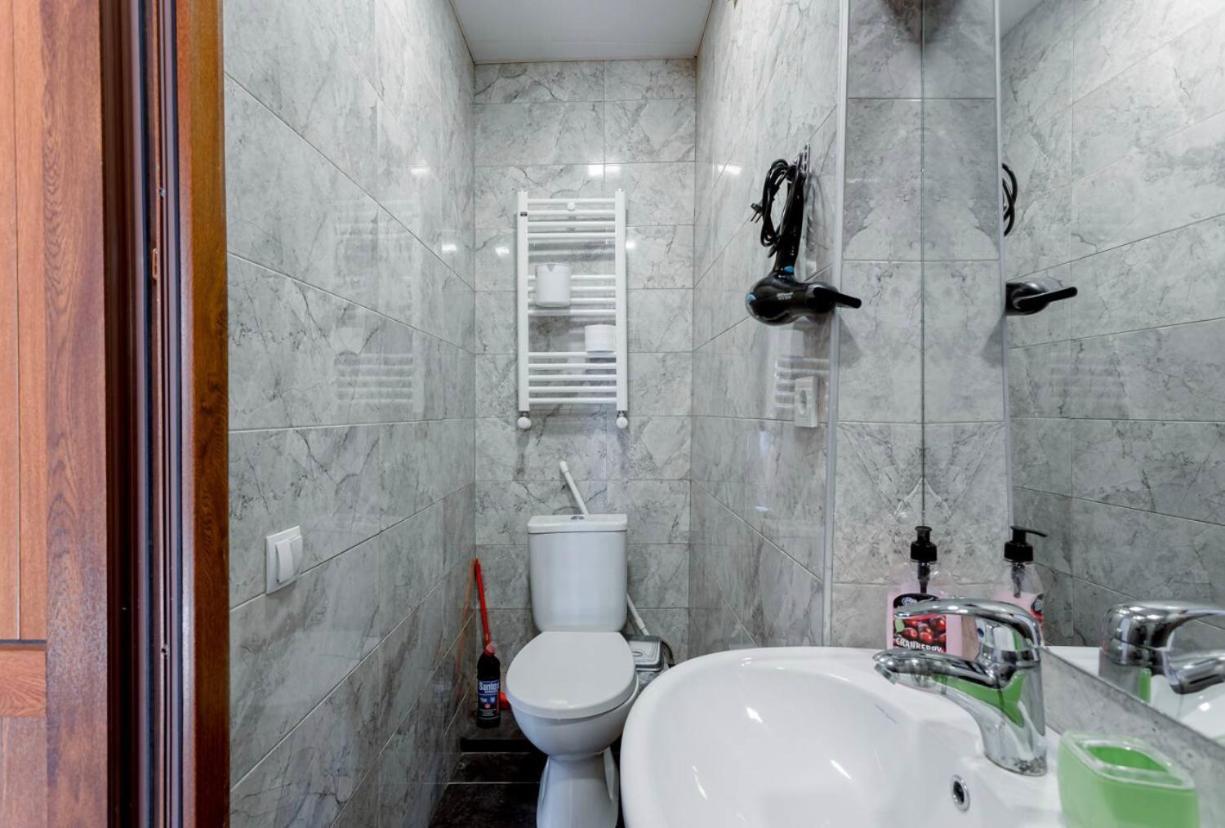 Central Location King Size Bed Tbilisi Esterno foto