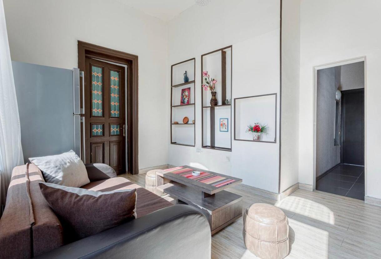 Central Location King Size Bed Tbilisi Esterno foto